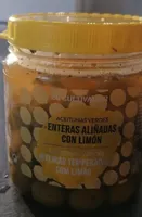 Aceitunas verdes enteras aliñadas con limón