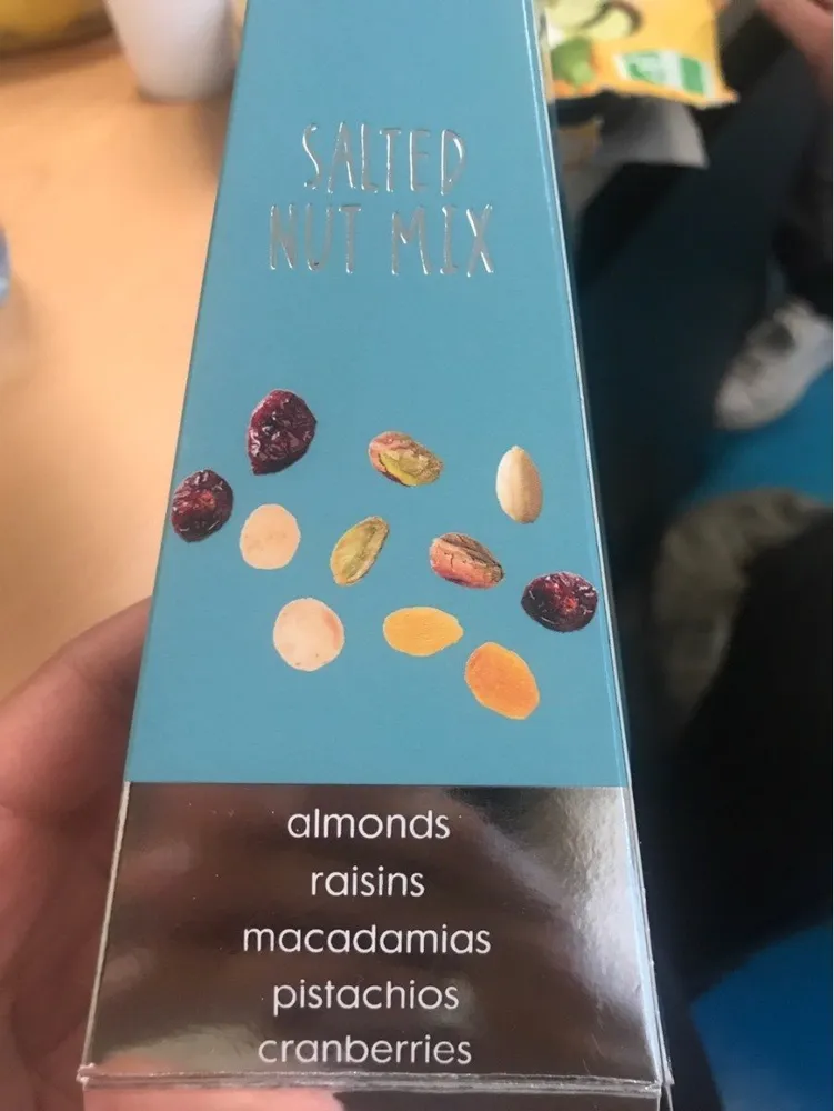 Salted nut mix