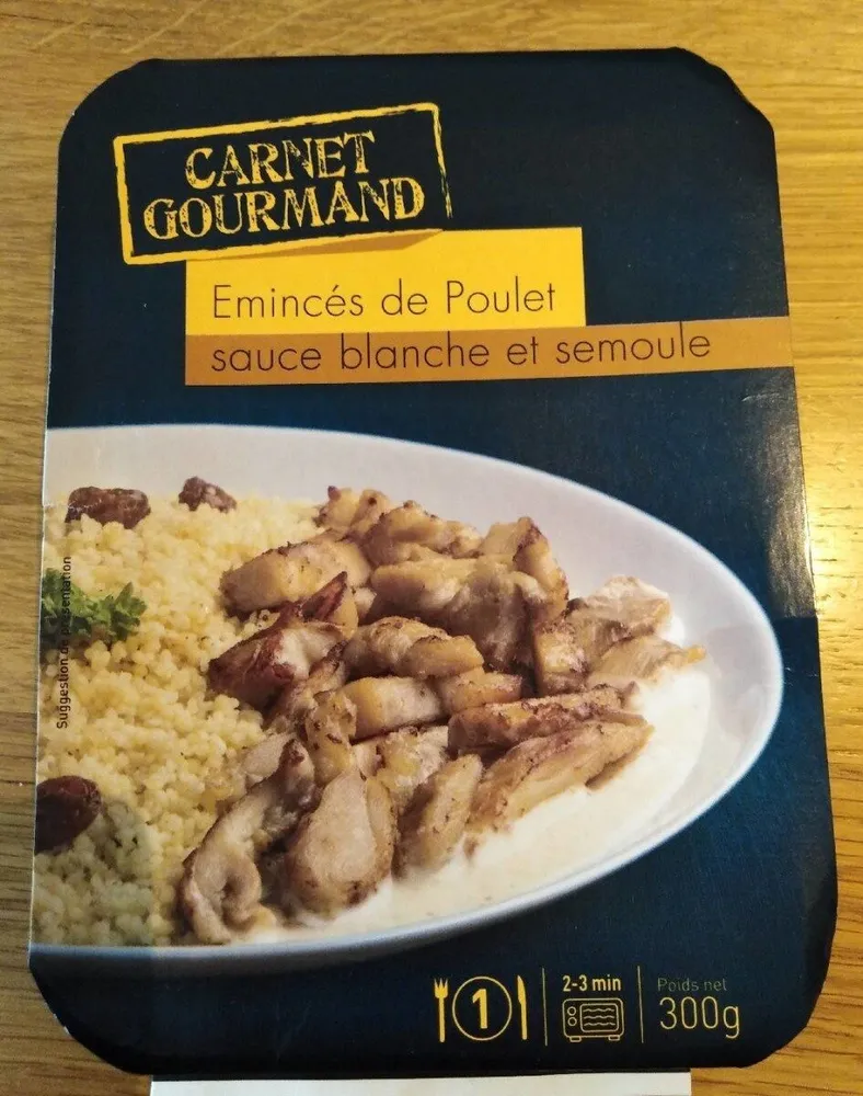 Émincé de poulet sauce blanche et semoule
