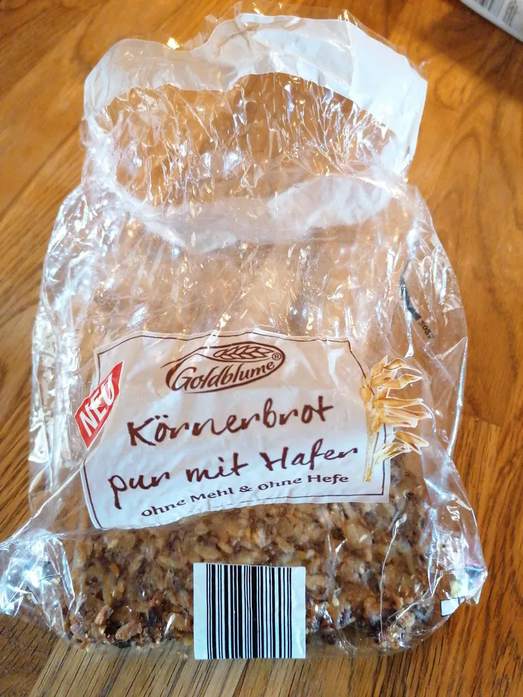 Körnerbrot pur mit Hafer