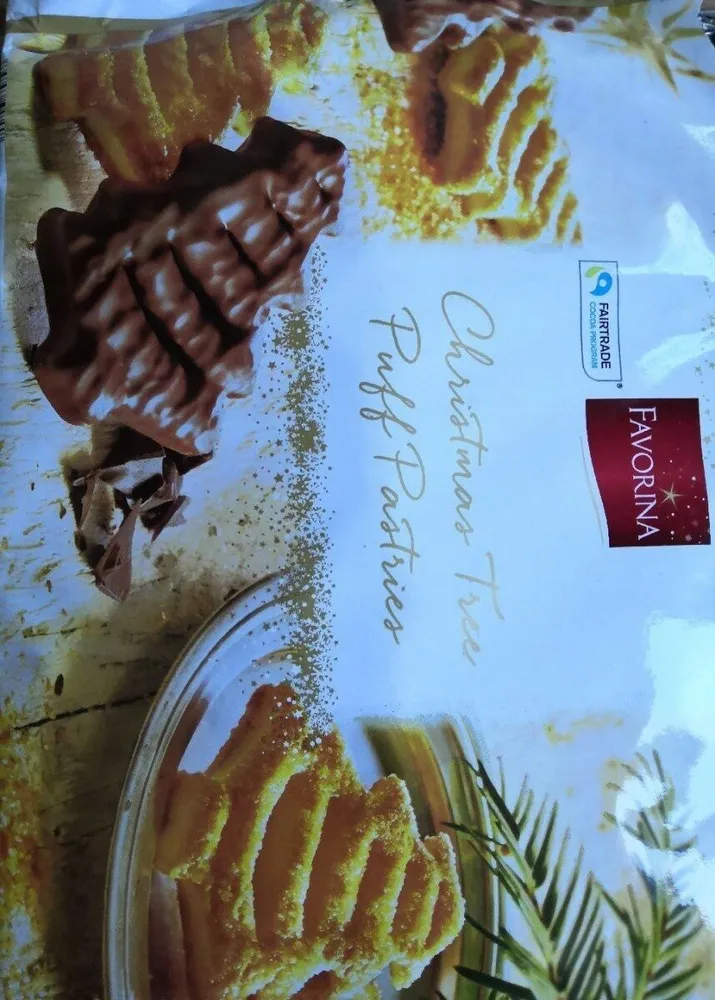 Christmas tree puff pastries