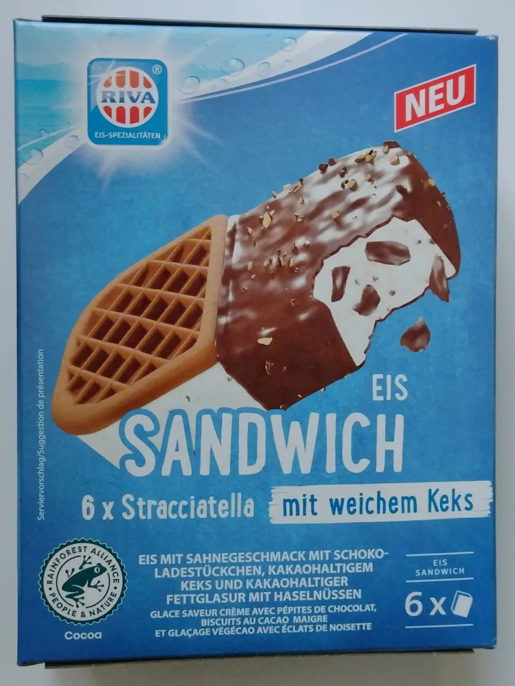 Eis Sandwich Stracciatella mit weichem Keks