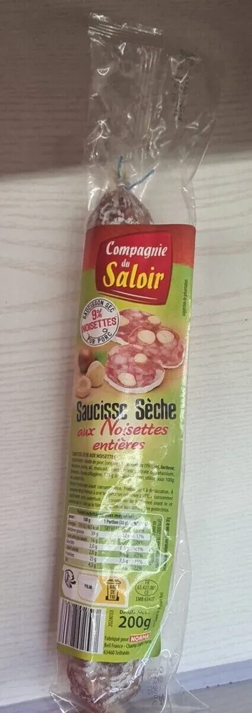 Saucisson sec aux noisettes entiers
