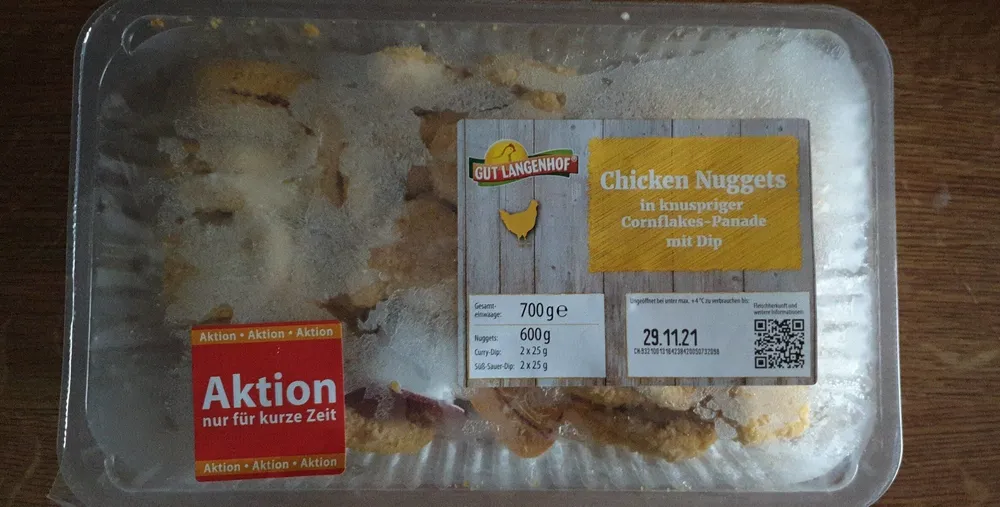 Chicken Nuggets in knuspriger Cornflakes-Panade mit Dip