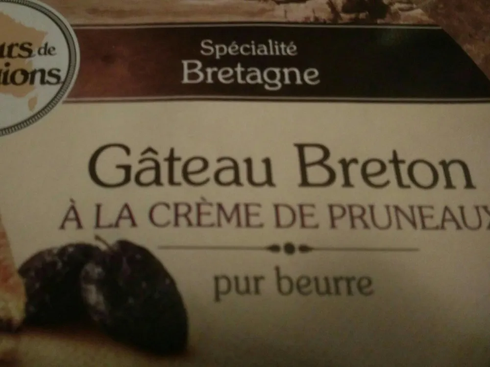 Gateau breton a la crème de pruneaux