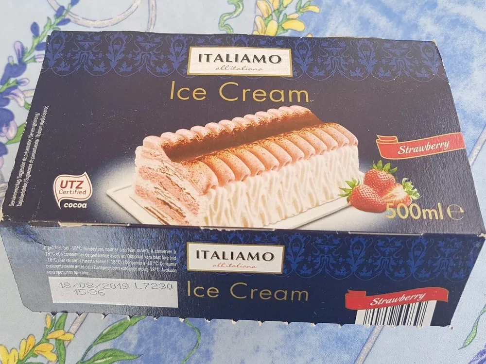 Ice Cream Strawberry