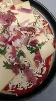 Pizza crue savoyarde