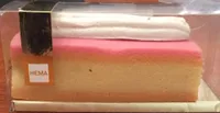 gâteau en pate d'amande.