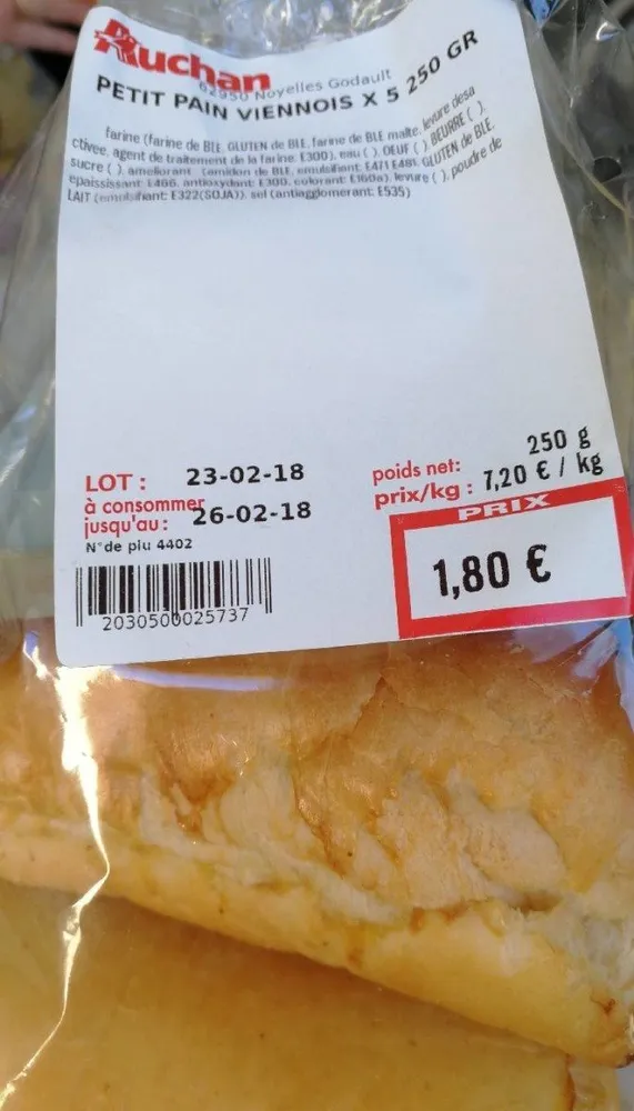 Petit pain viennoiserie
