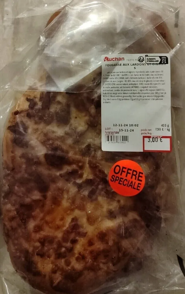 FOUGASSE AUX LARDONS ET OIGNONS