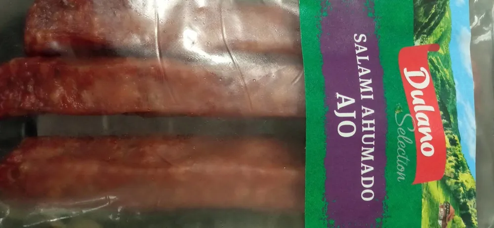 Salami ahumado ajo