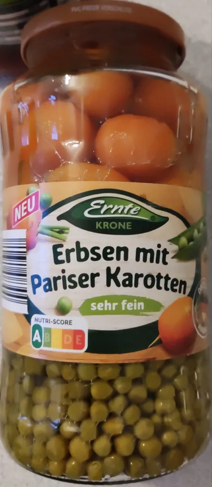Erbsen und Karotten im Glas