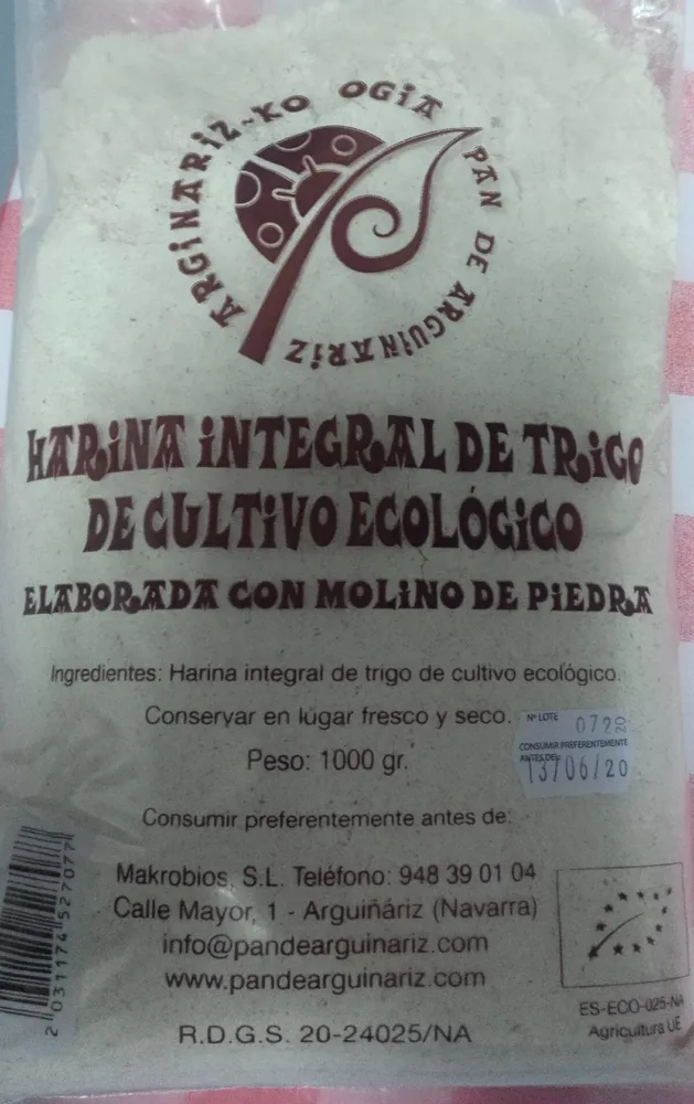 Harina integral de trigo de cultivo ecológico