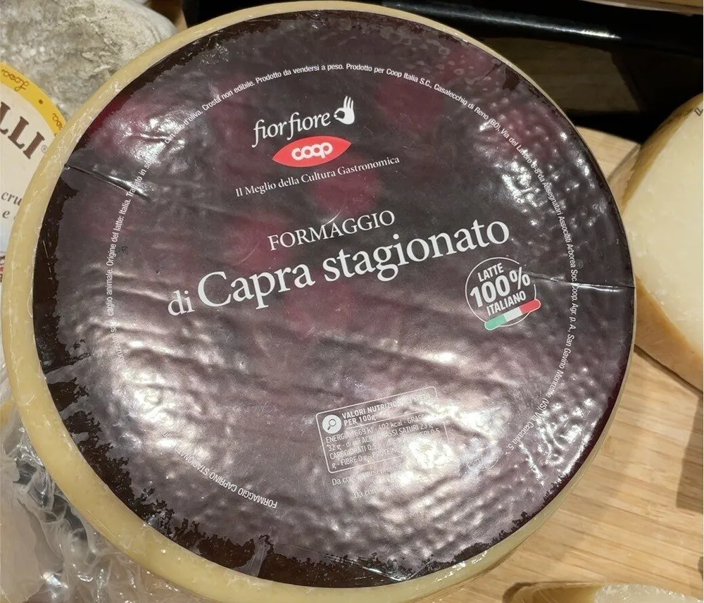 Formaggio capra stagionato