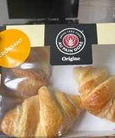 Croissant au beurre