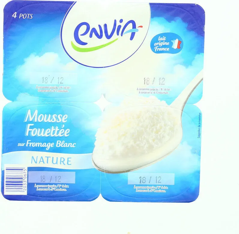 Mousse fouettée sur fromage blanc nature
