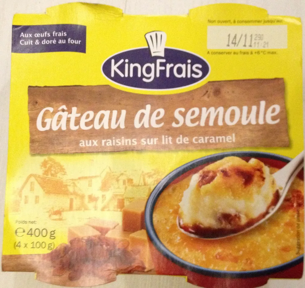 Gâteau de semoule aux raisins sur lit de caramel