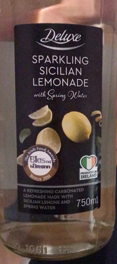 Sparkling Sicilan Lemonade