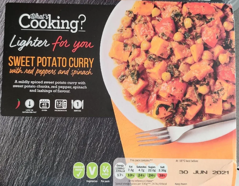 Sweet potato curry with ref peppers and spinach