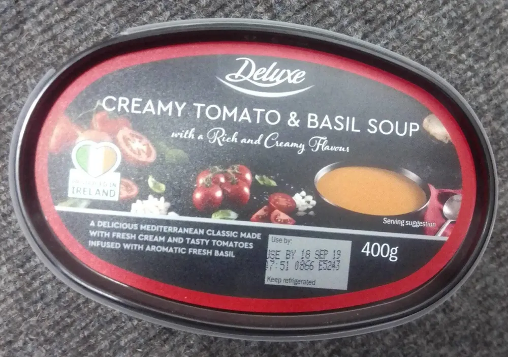 Creamy tomato & basil soup