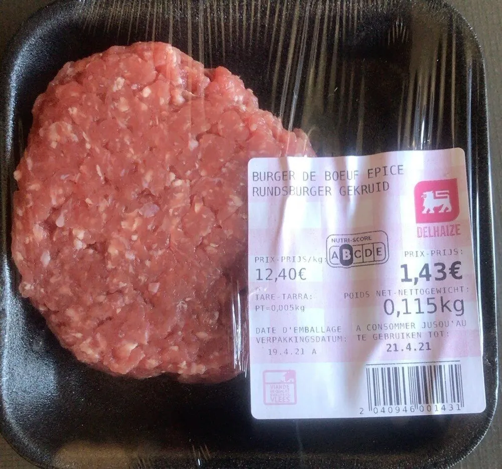 Burger de boeuf epice