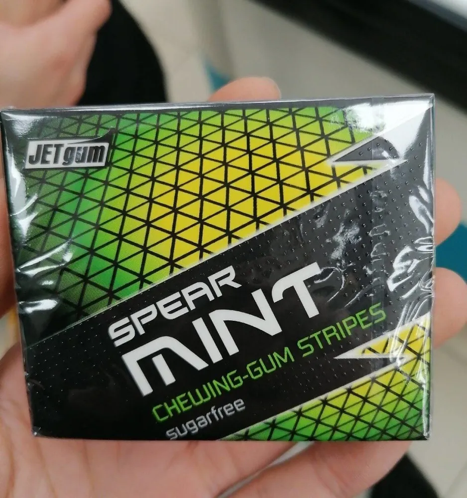 Spear mint chewing-gum stripes sugar free