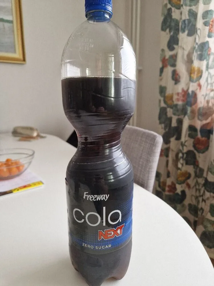 Cola Next