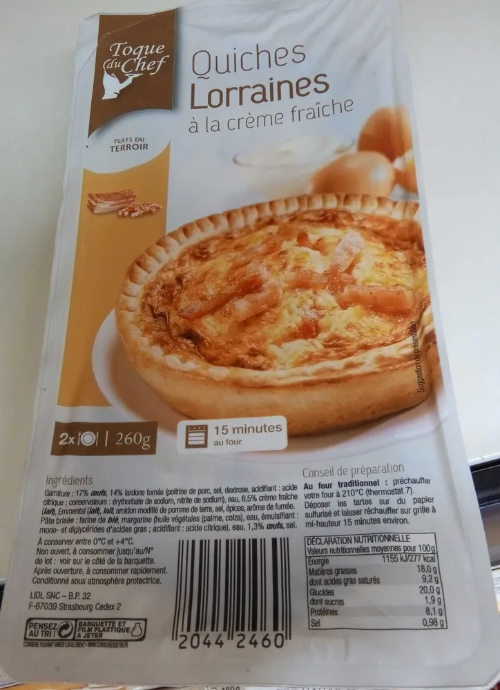 Quiches lorrains à la crème fraîche