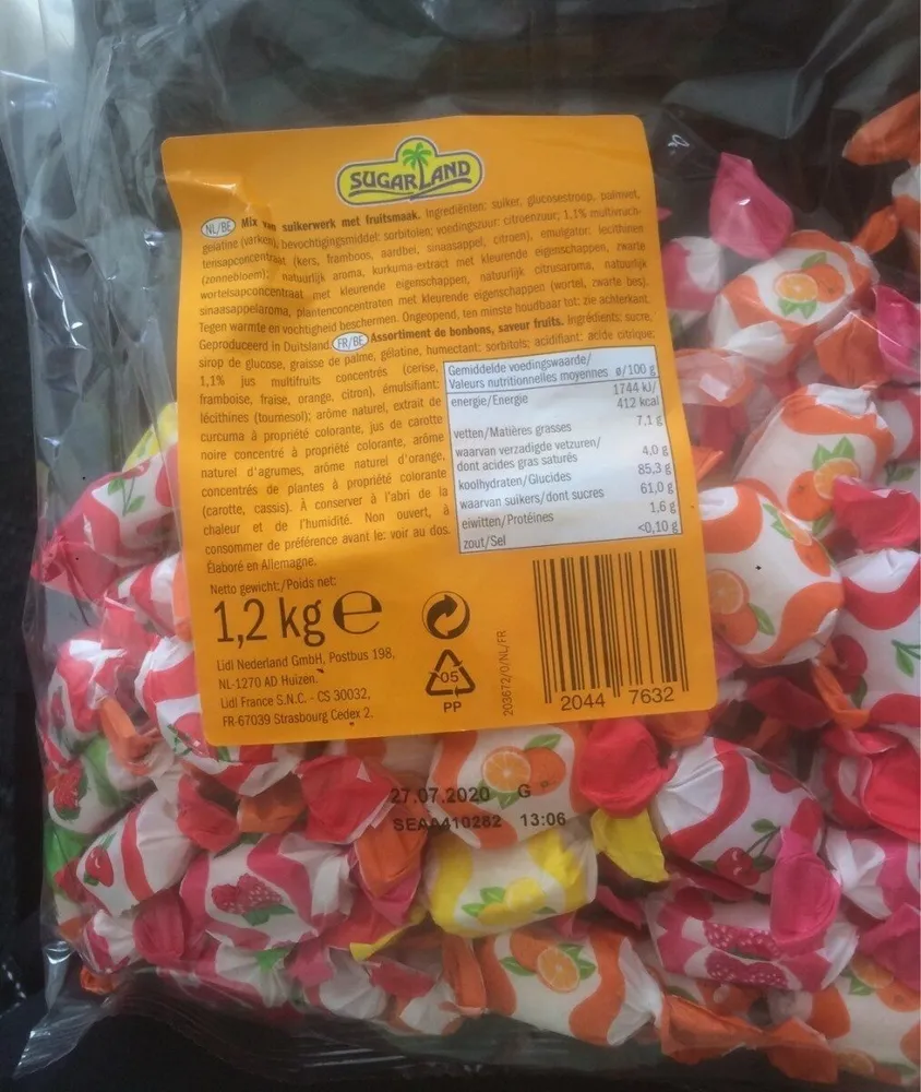 Assortiments de bonbons saveur fruirs