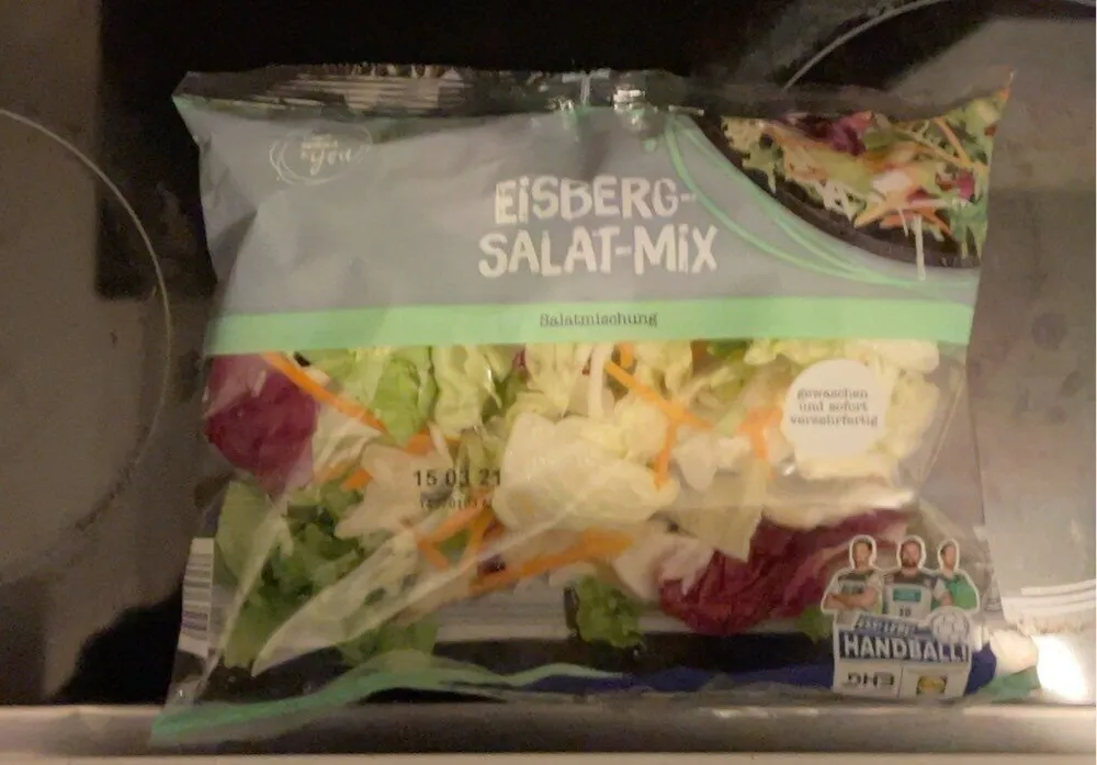 Eisberg-Salat-Mix