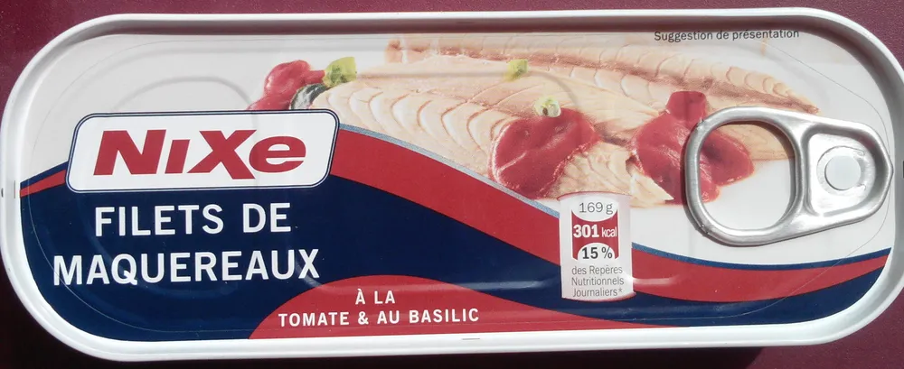 Filets de maquereaux à la sauce tomate et au basilic