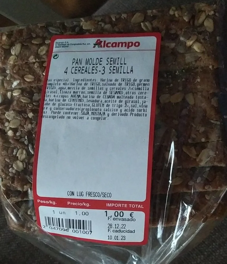 Pan de molde 99% integral con 4 cereales y 3 semillas