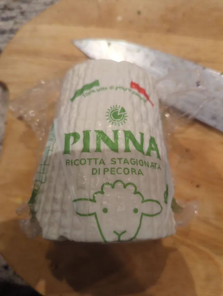 Pinna Ricotta Stagionata Di Pecora