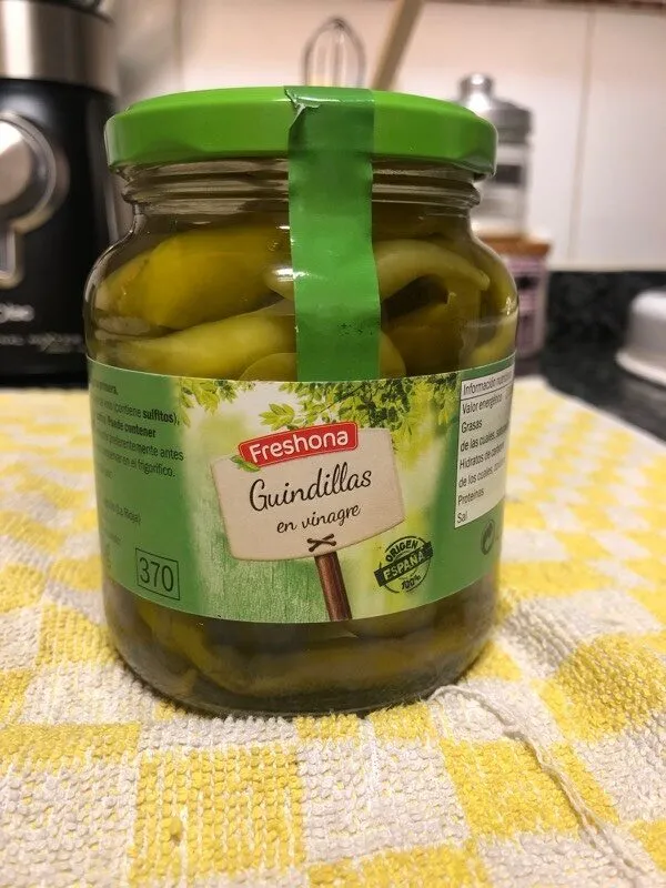 Guindillas en vinagre