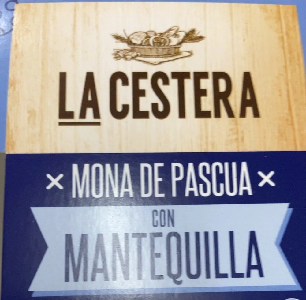 Mona de Pascua con mantequilla