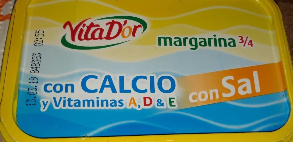 Margarina con calcio y vitaminas A,D &E