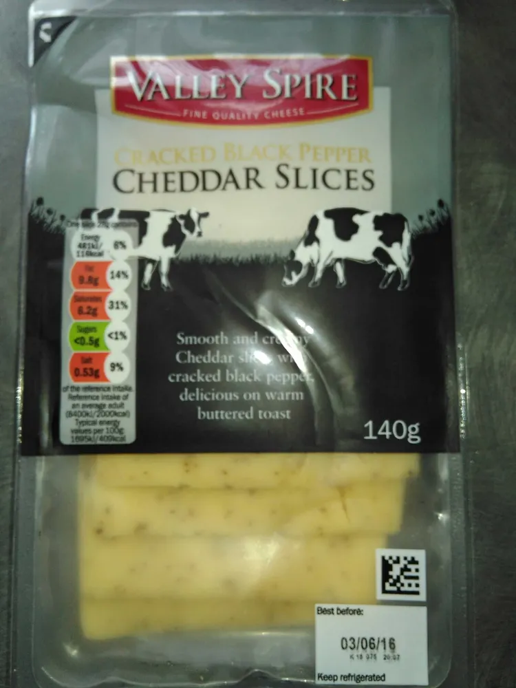 cracked back pepper cheddar slices