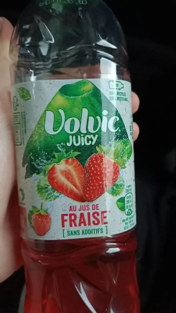 Volvic au jus de fraise