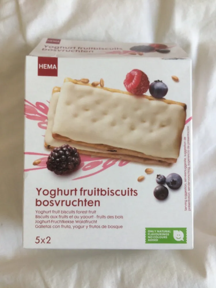 Biscuits aux fruits et au yaourt-fruit des bois