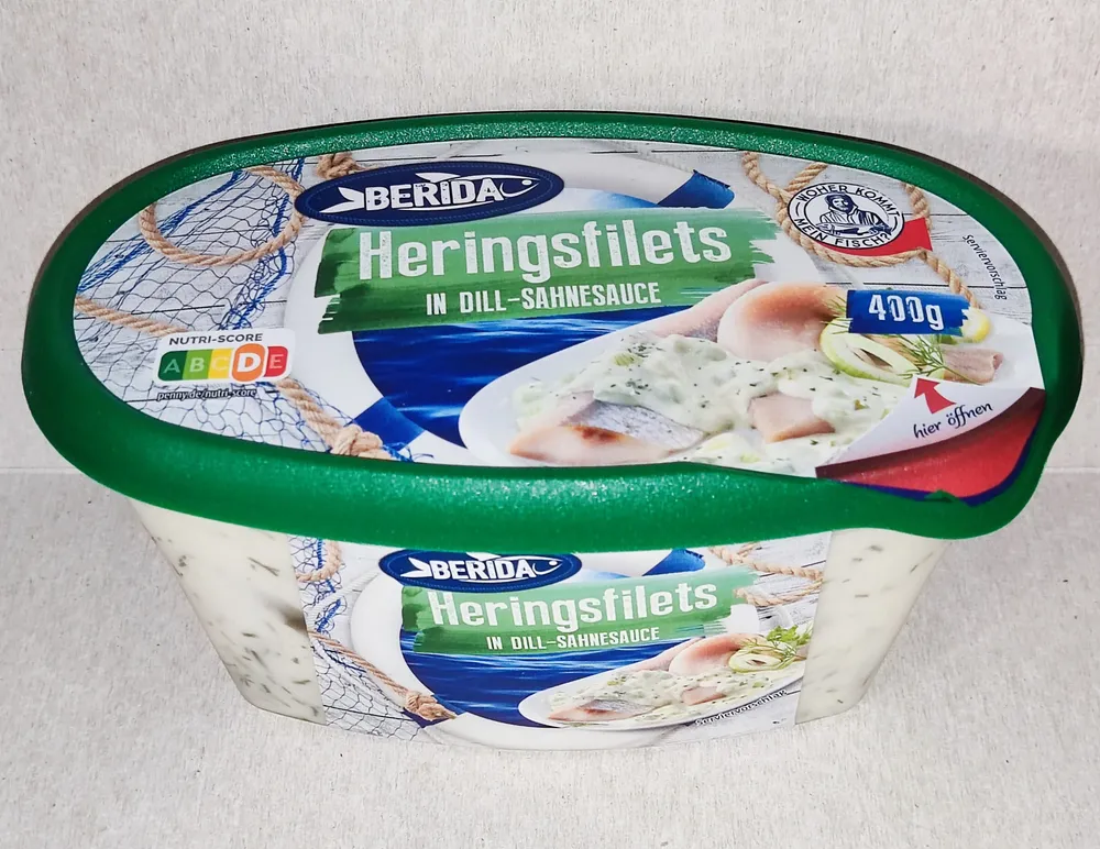 Heringsfilets in Dill-Sahnesauce