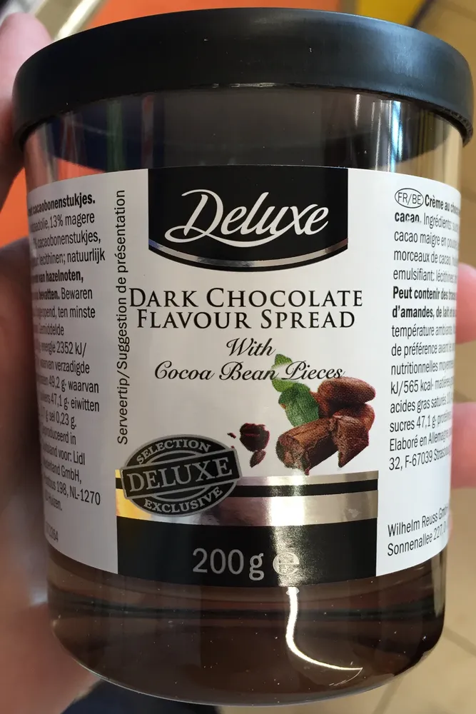 Crème au choco avec des morceaux de cacao