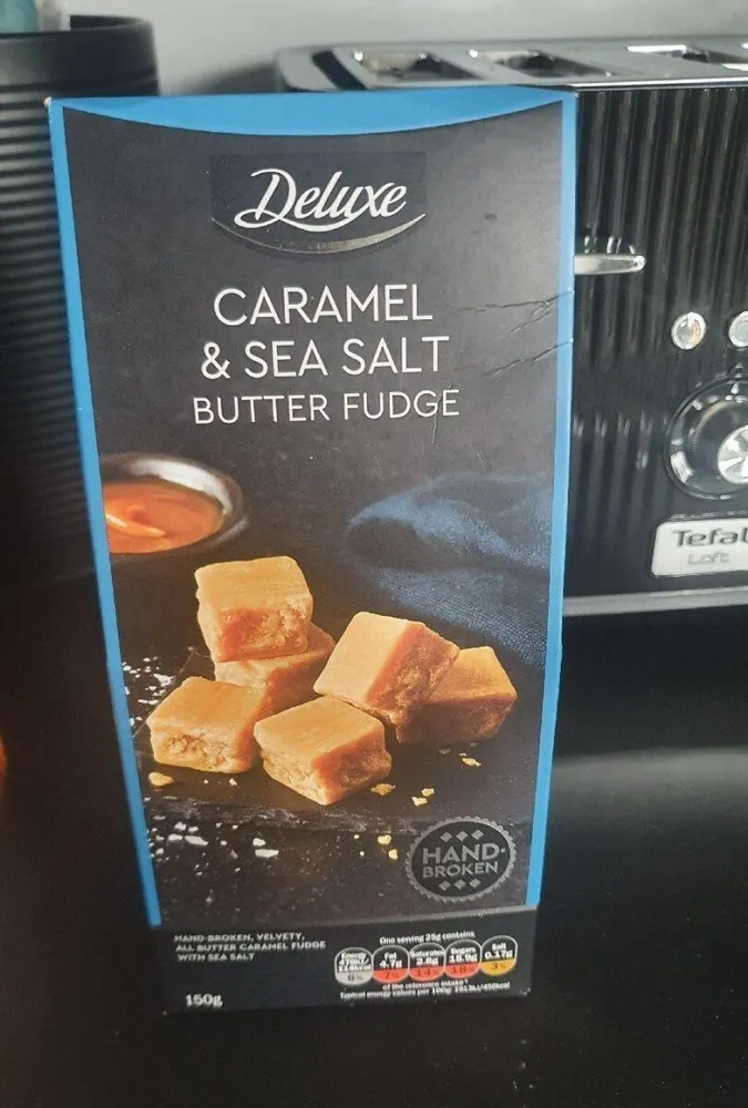 Caramel & sea salt butter fudge