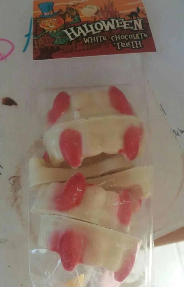 White chocolate teeth