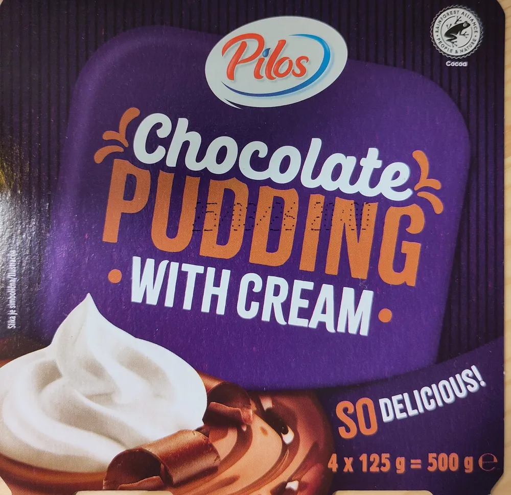 Chocolate pudding with cream