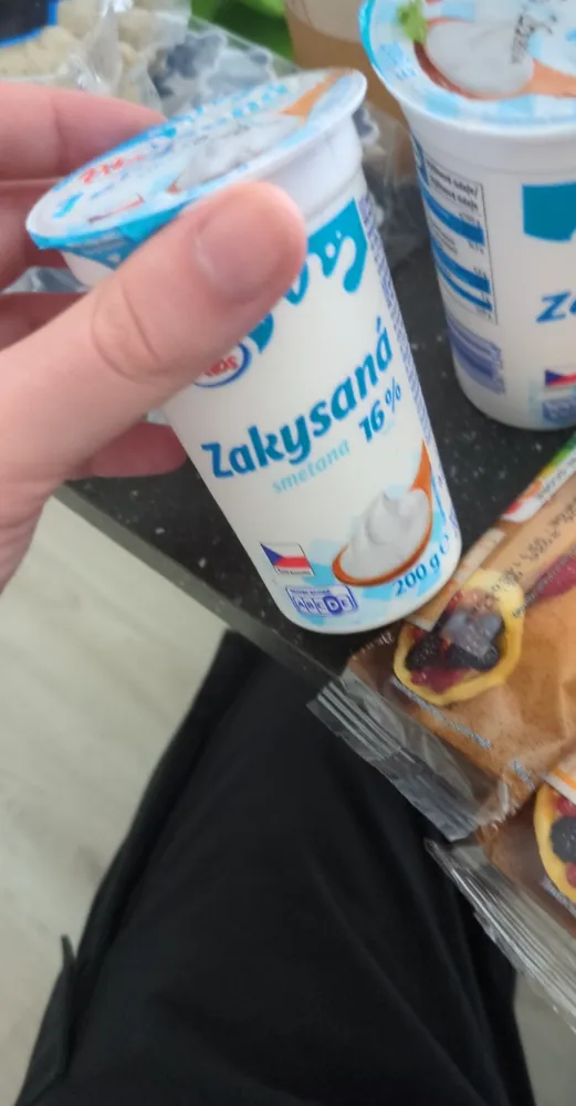 Zakysaná smetana 16 %