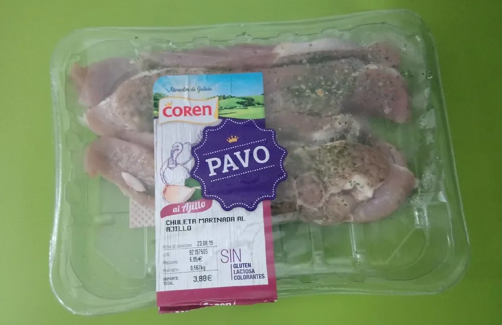 Chuleta de pavo marinada al ajillo