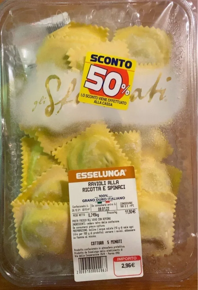 Ravioli alla ricotta e spinaci