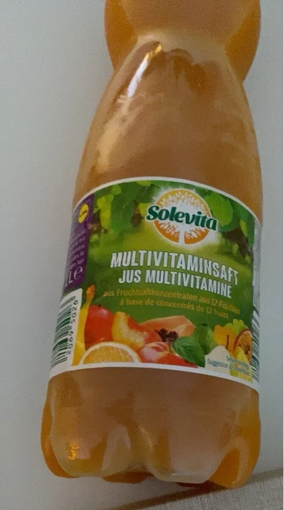 Jus multivitaminé