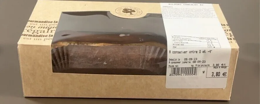 Eclair au chocolat