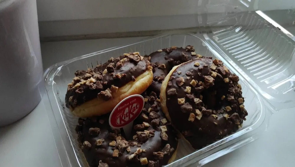 Donut kitkat